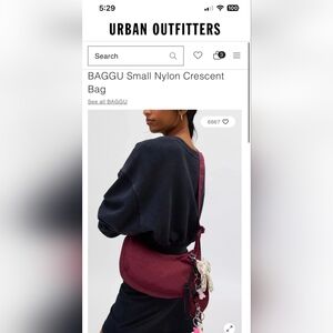 BAGGU OXBLOOD SMALL CRESCENT